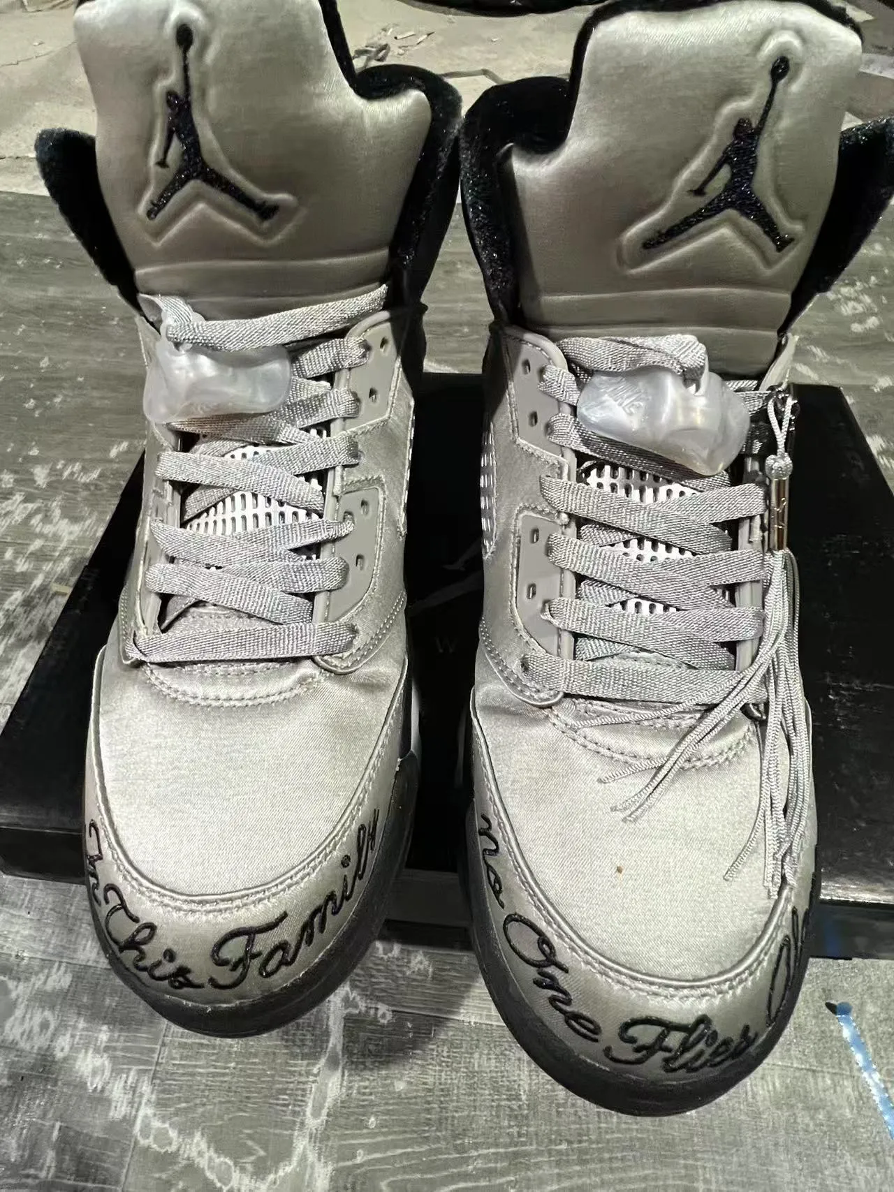 Air Jordan 5 মেটালিক সিলভার কালো বাস্কেটবল জুতো 9
