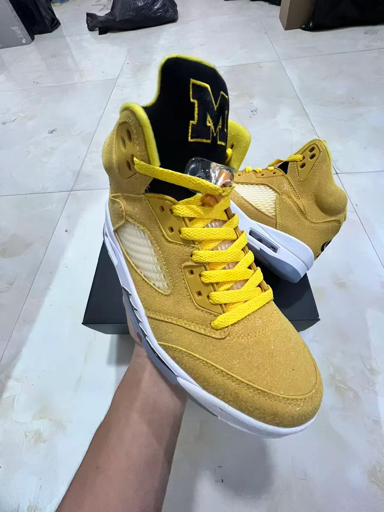 Air Jordan 5 Tênis de Basquete Amarelo Mostarda em Suede e Malha 2