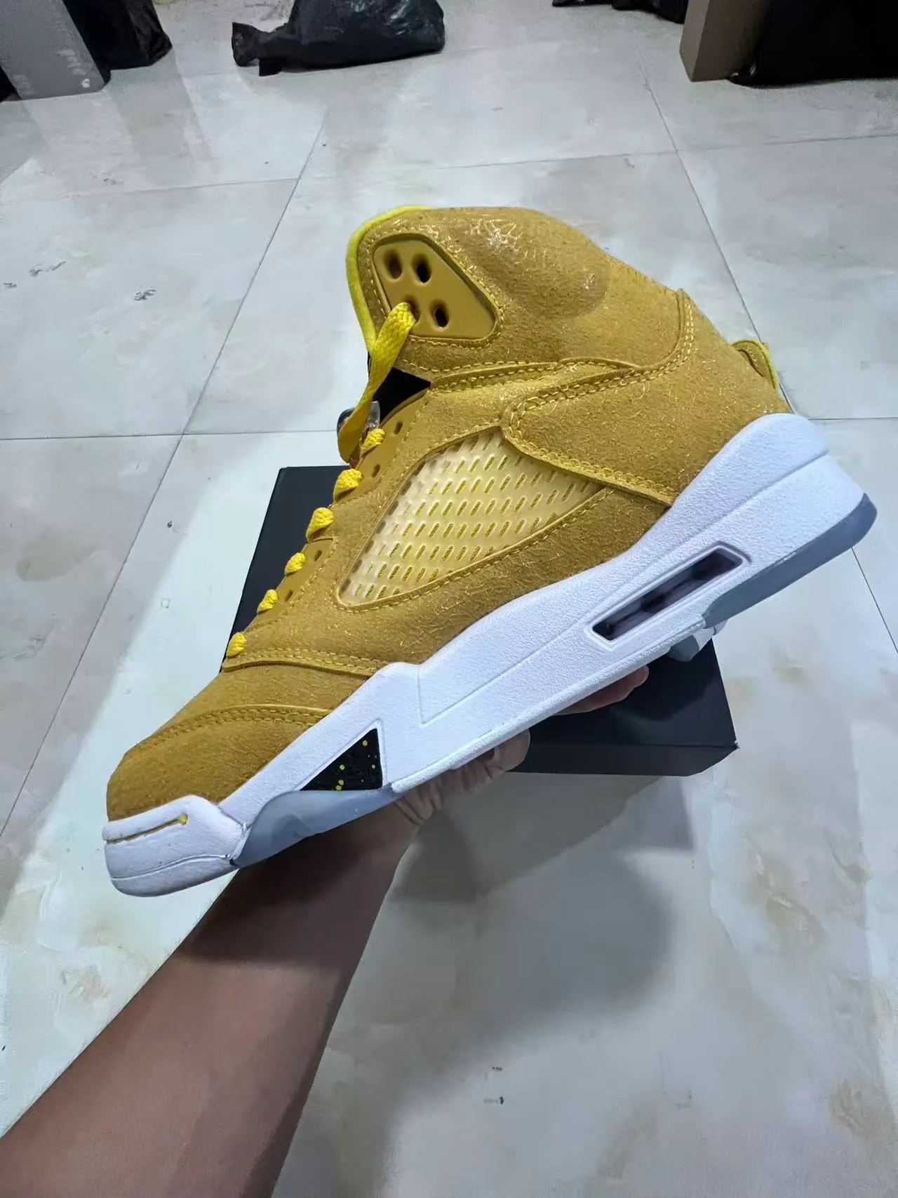 Air Jordan 5 Tênis de Basquete Amarelo Mostarda em Suede e Malha 5