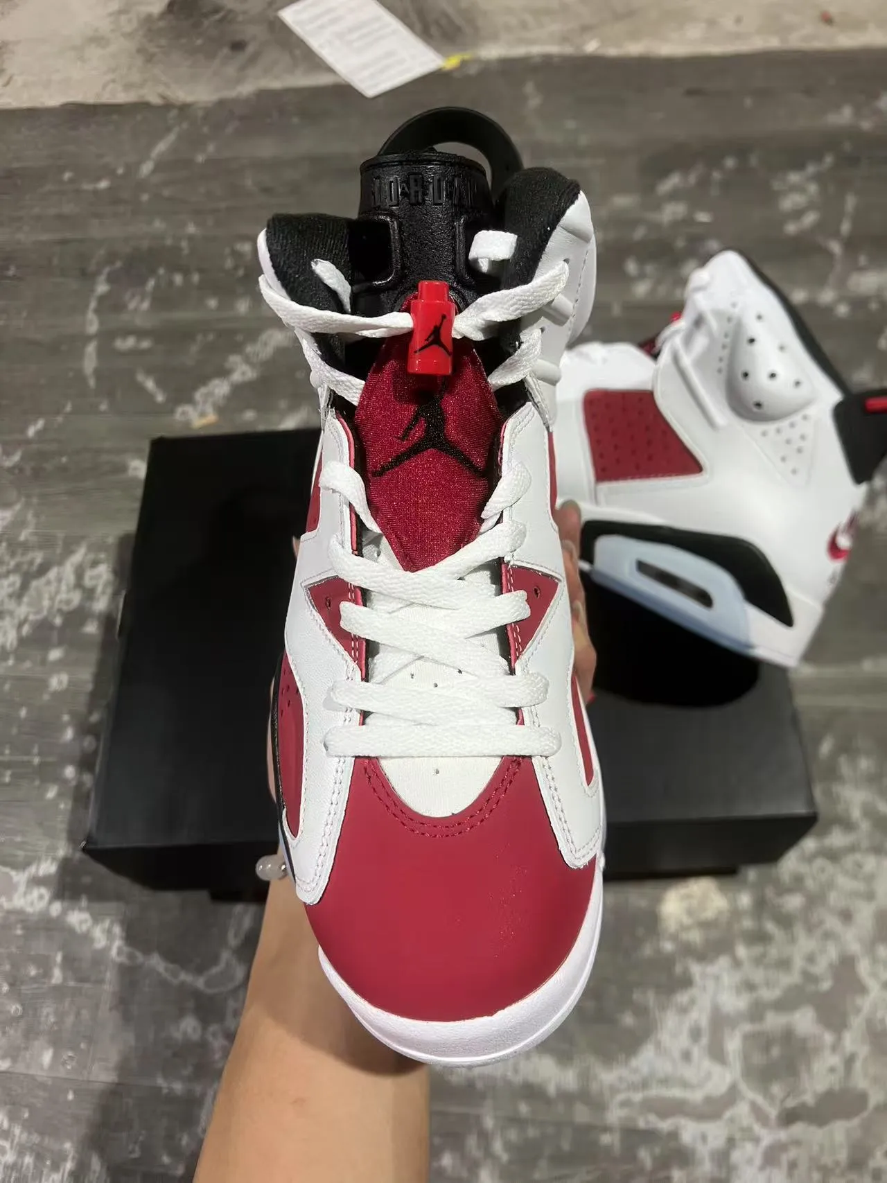 Air Jordan 6 白红黑篮球鞋 3