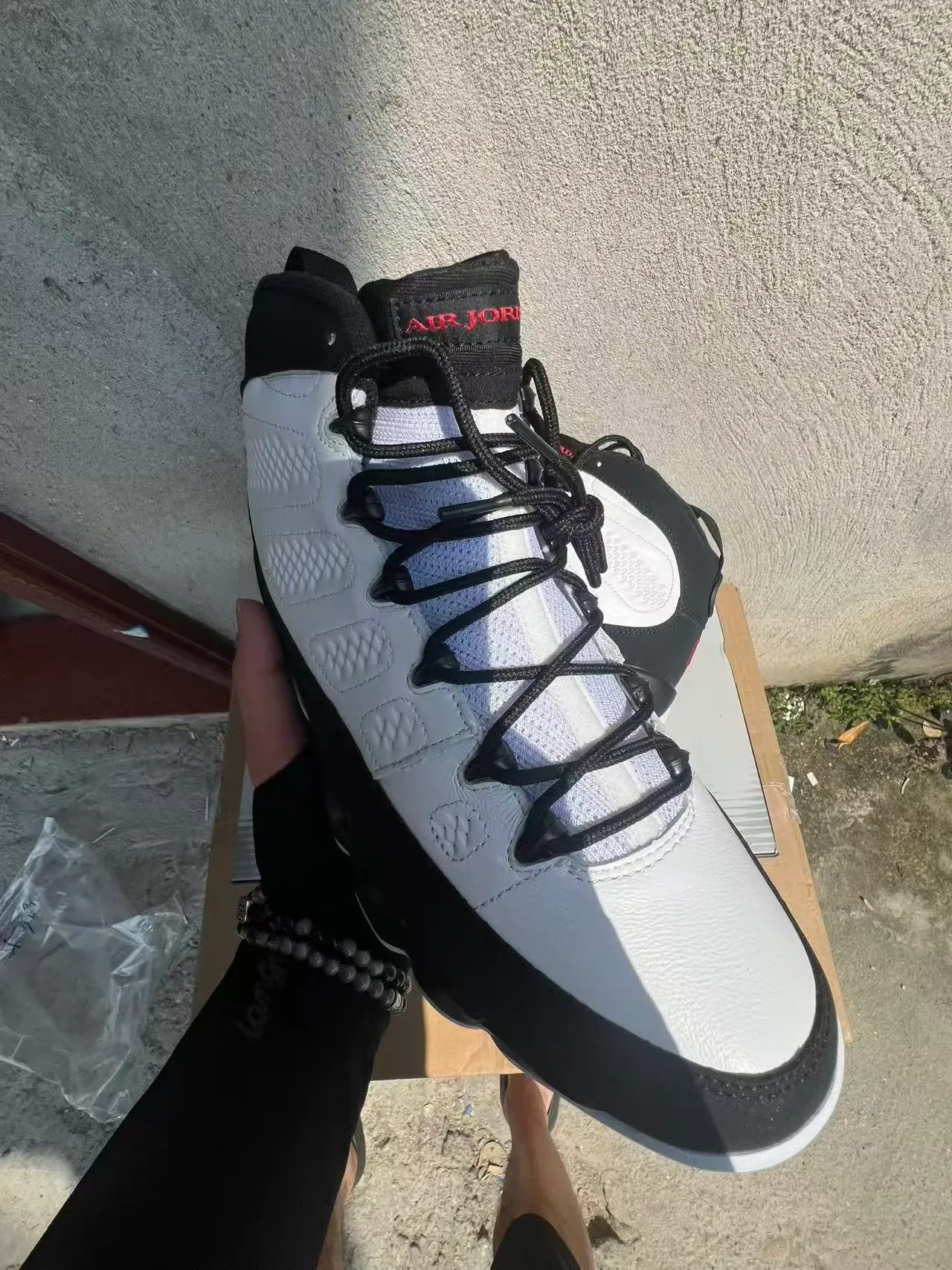 Air Jordan 9 Branco Preto Vermelho Tênis de Basquete 2