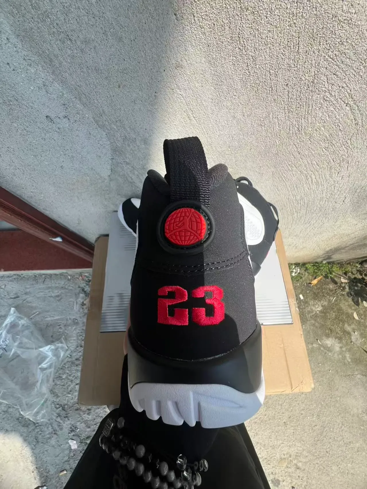 Air Jordan 9 Branco Preto Vermelho Tênis de Basquete 8