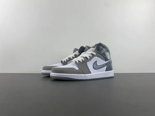 Air Jordan Gray White High-Top Padded Ankle Collar Basketball Shoes 9