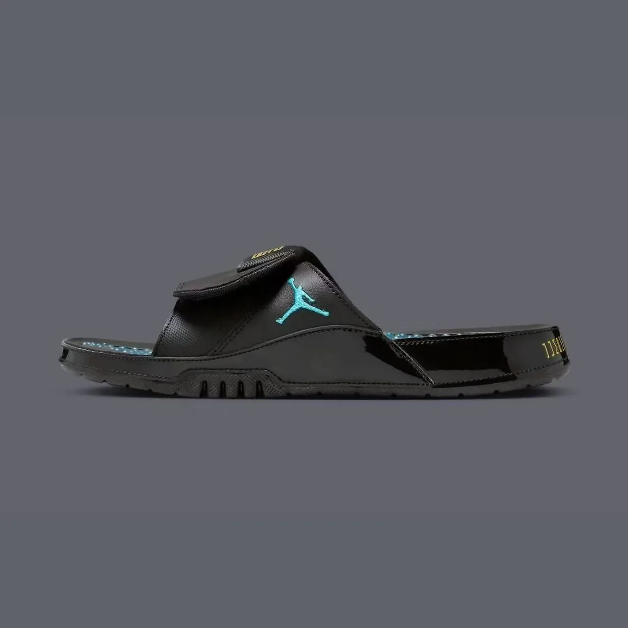 Air Jordan Slide أسود أزرق Patent Toe Bumper تركواز Jumpman Logo نعال 5