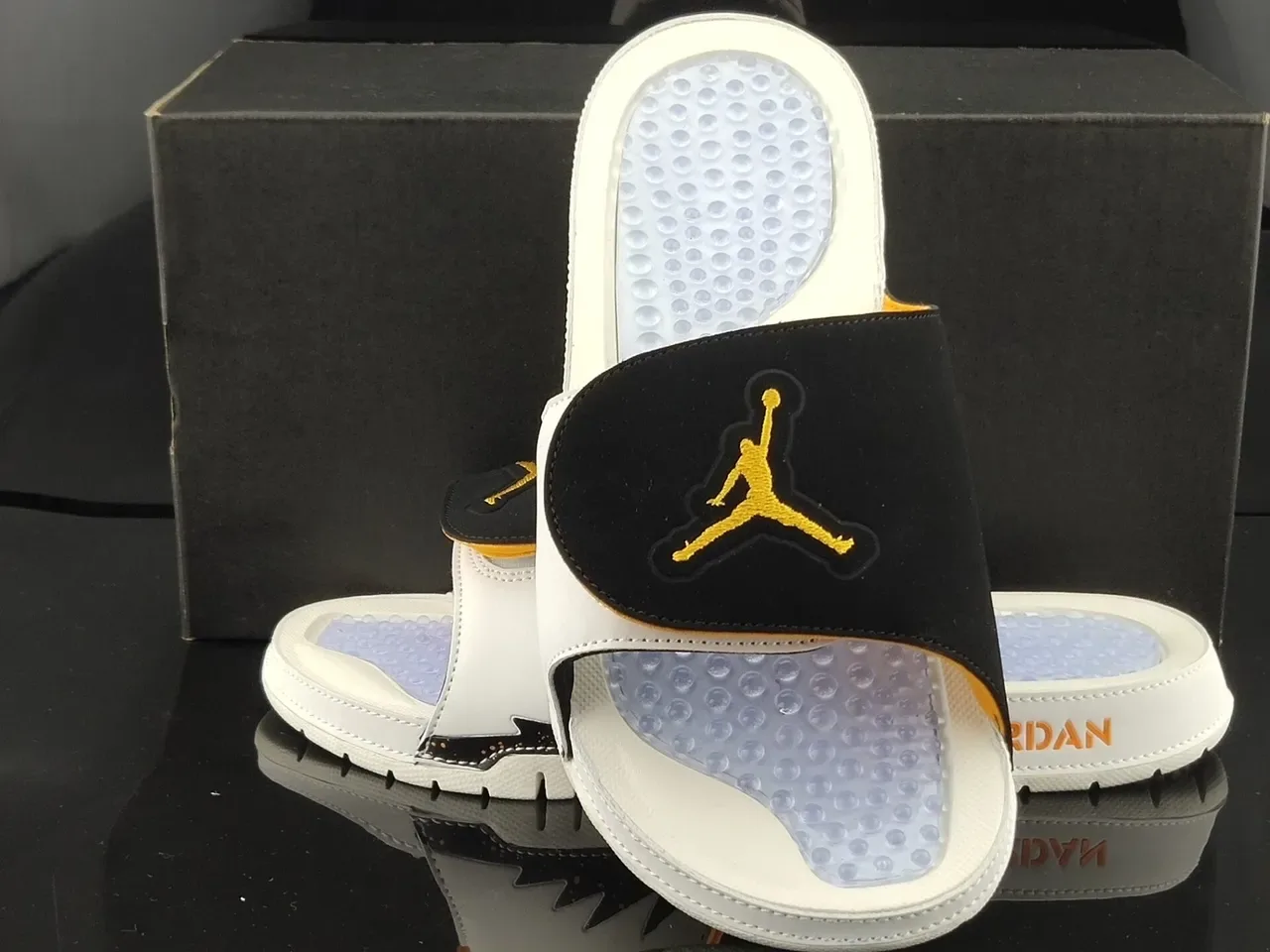 Air Jordan Slide Podded Footbed Off-White Black Yellow চप্পল 4
