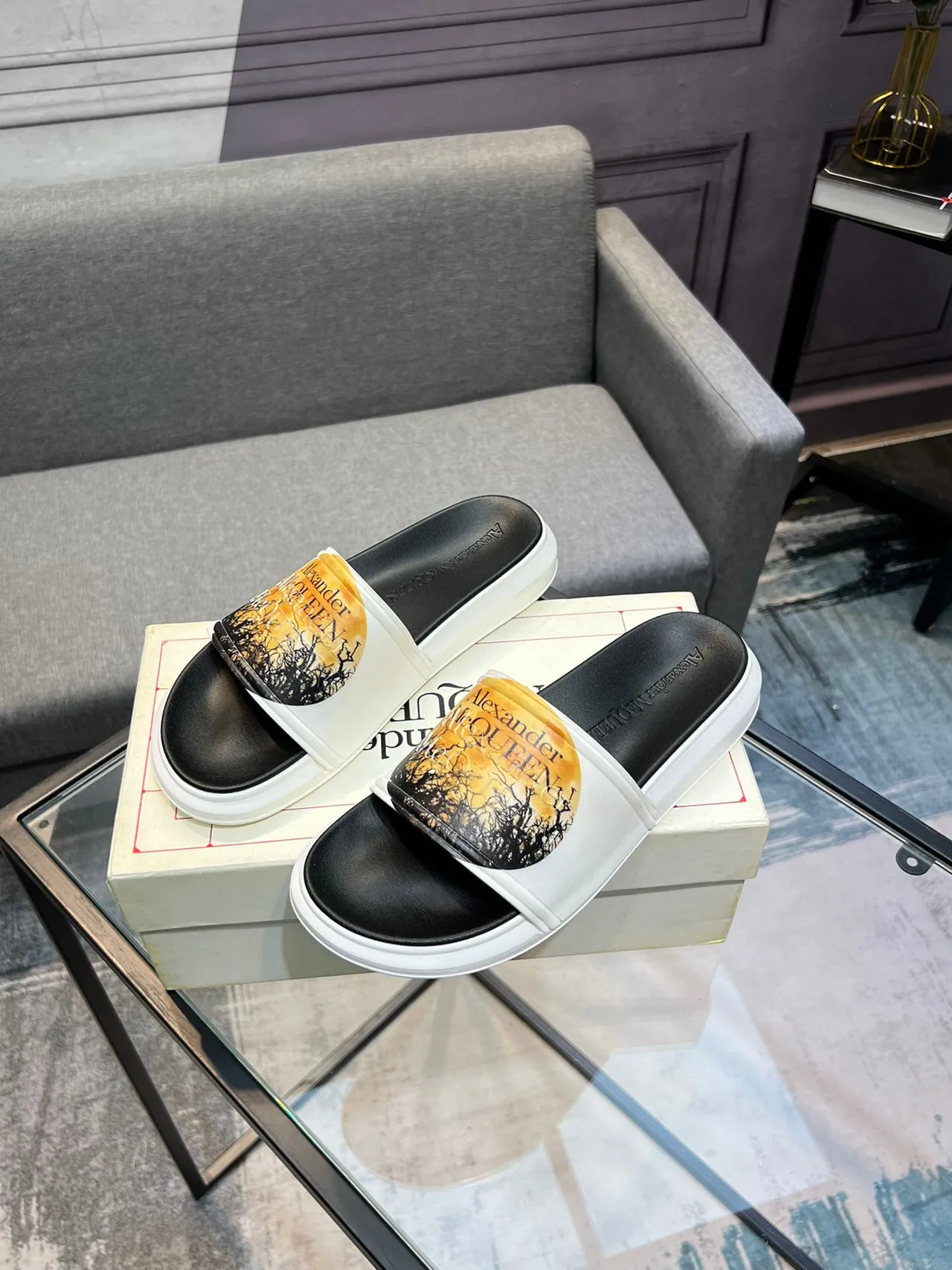 Alexander McQueen Graphic-Print Slide Slipper 3
