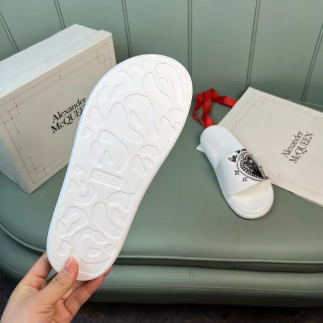 Alexander McQueen Heart Graphic Slide White Black Rubber-Like Ornate Strap Slippers 3