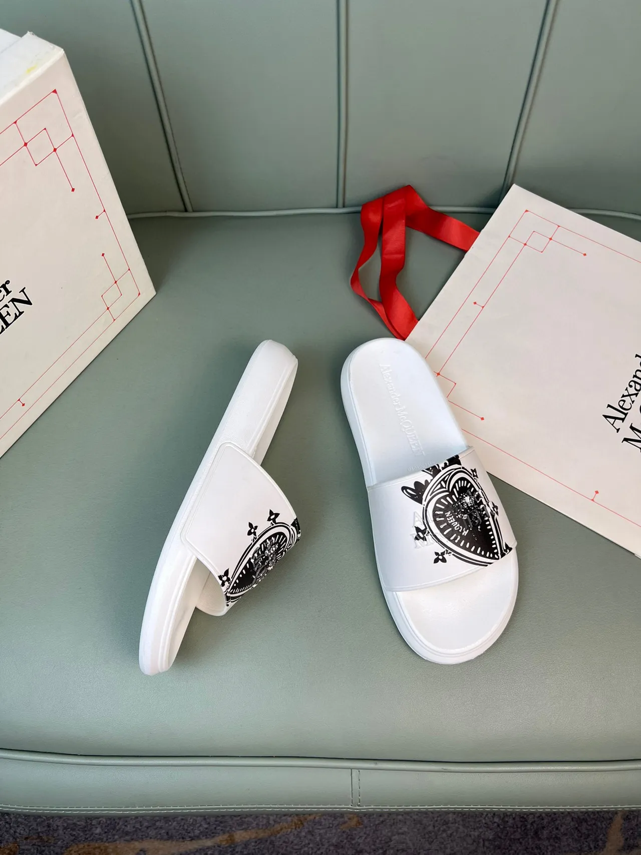 Alexander McQueen Heart Graphic Slide White Black Rubber-Like Ornate Strap Slippers 5