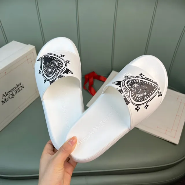 Alexander McQueen Heart Graphic Slide White Black Rubber-Like Ornate Strap Slippers 6