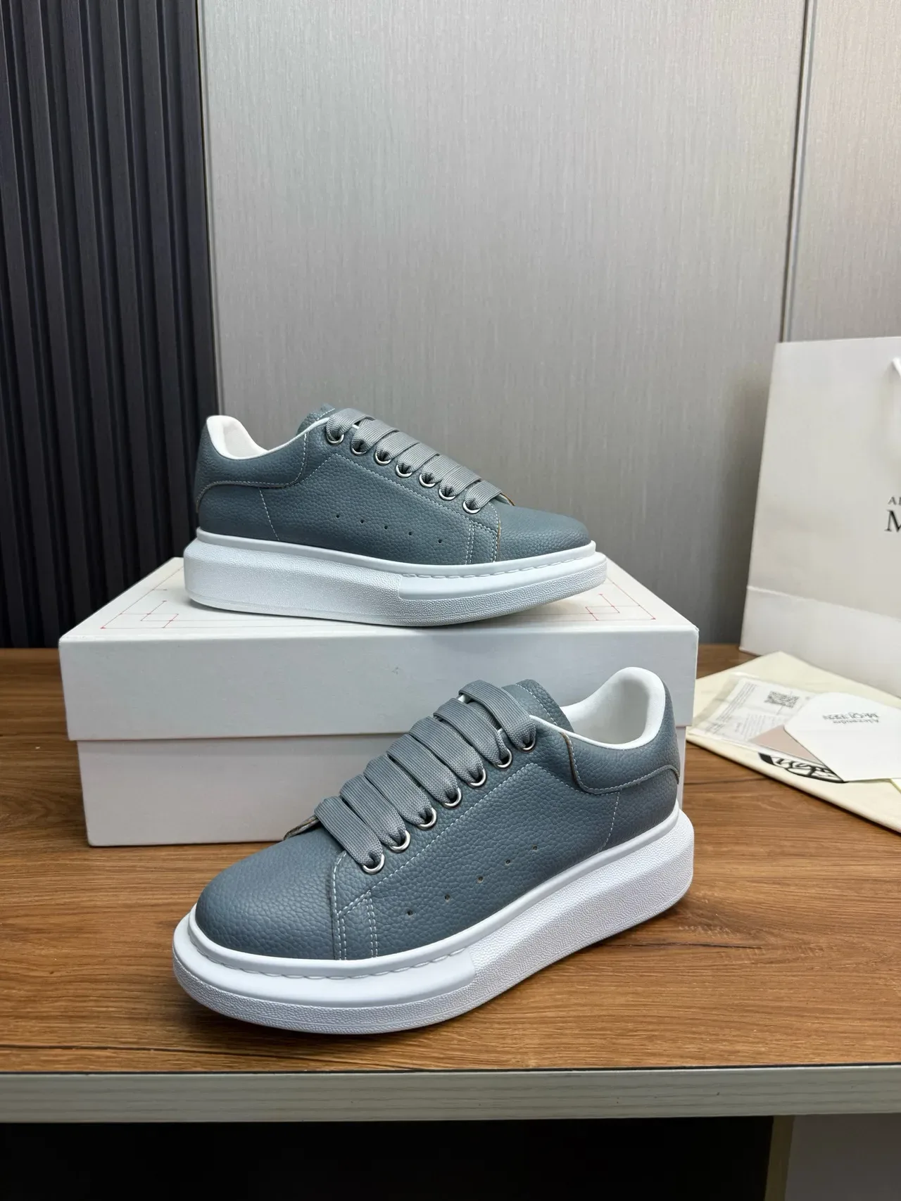 Alexander McQueen Oversized Sneaker Gray Pebbled Leather Lifestyle Sneakers 4