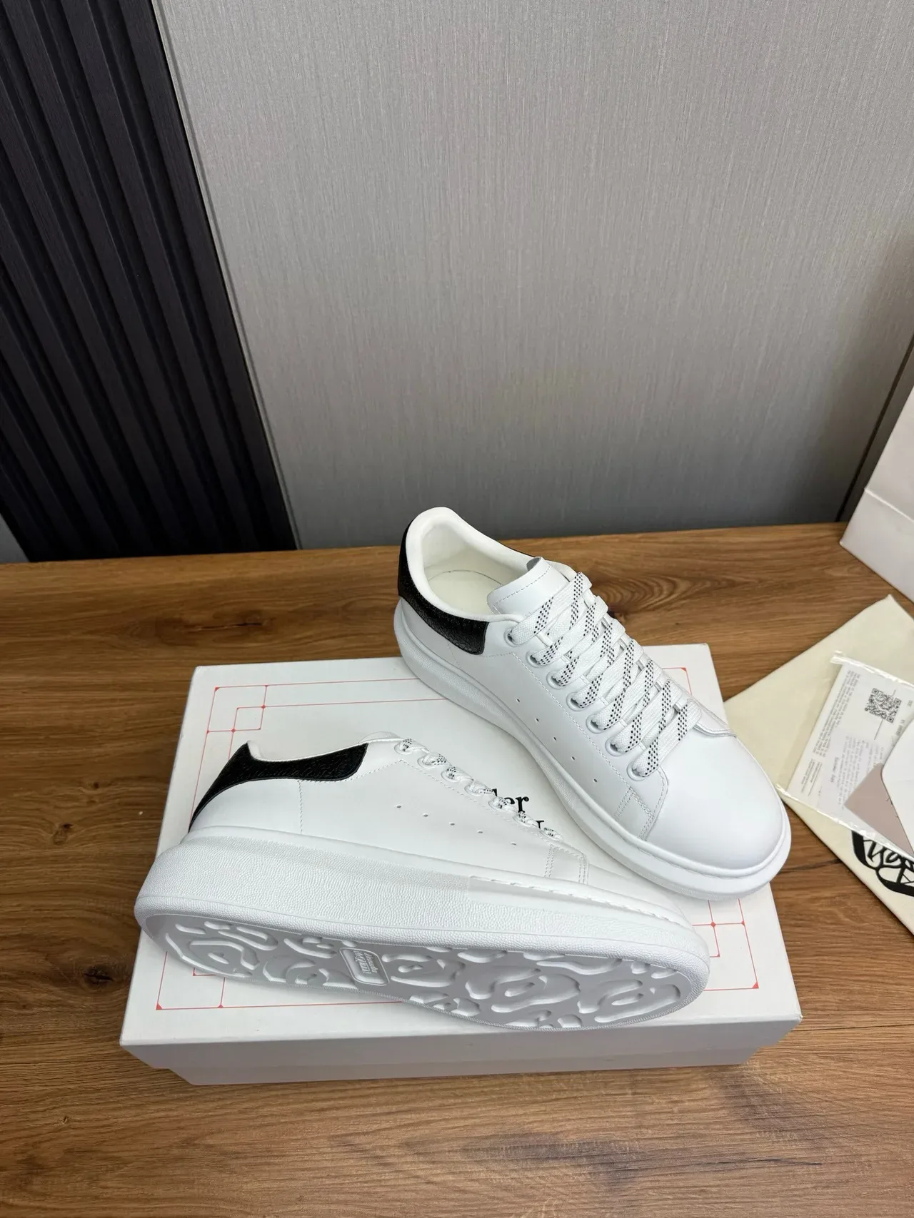 Alexander McQueen Oversized Sneaker White Black Sole Textured Heel Lifestyle Sneakers 5