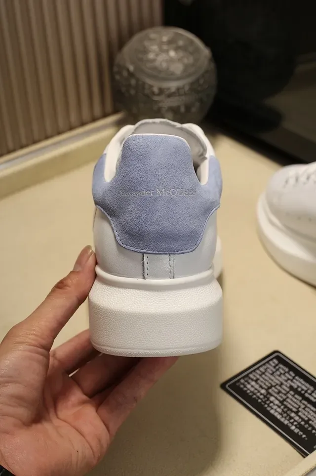 Alexander McQueen Tênis Oversized Branco Azul Silhueta Sola Plataforma Lifestyle Sneakers 2