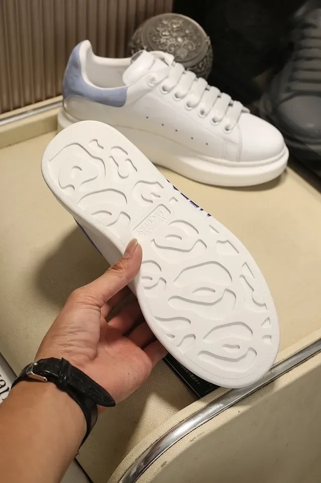 Alexander McQueen Tênis Oversized Branco Azul Silhueta Sola Plataforma Lifestyle Sneakers 5
