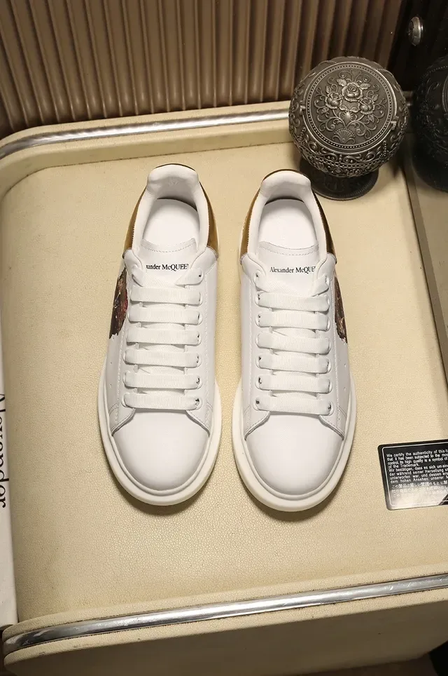 Alexander McQueen Tênis Oversized Branco Azul Silhueta Sola Plataforma Lifestyle Sneakers 8
