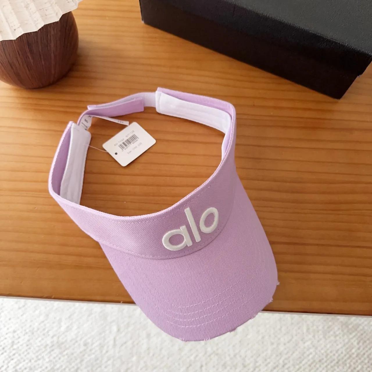 Alo Visor بنفसجي أبيض تطريز Logo قماش خفيف قبعة بيسبول 5
