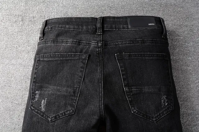 Amiri بيكر بناطيل جينز سوداء ممزقة 11
