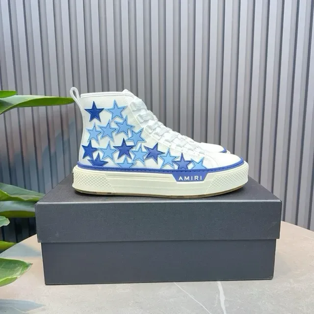 Amiri Skel Top High Chaussures Lifestyle Blanc et Bleu Étoiles Broderies 6