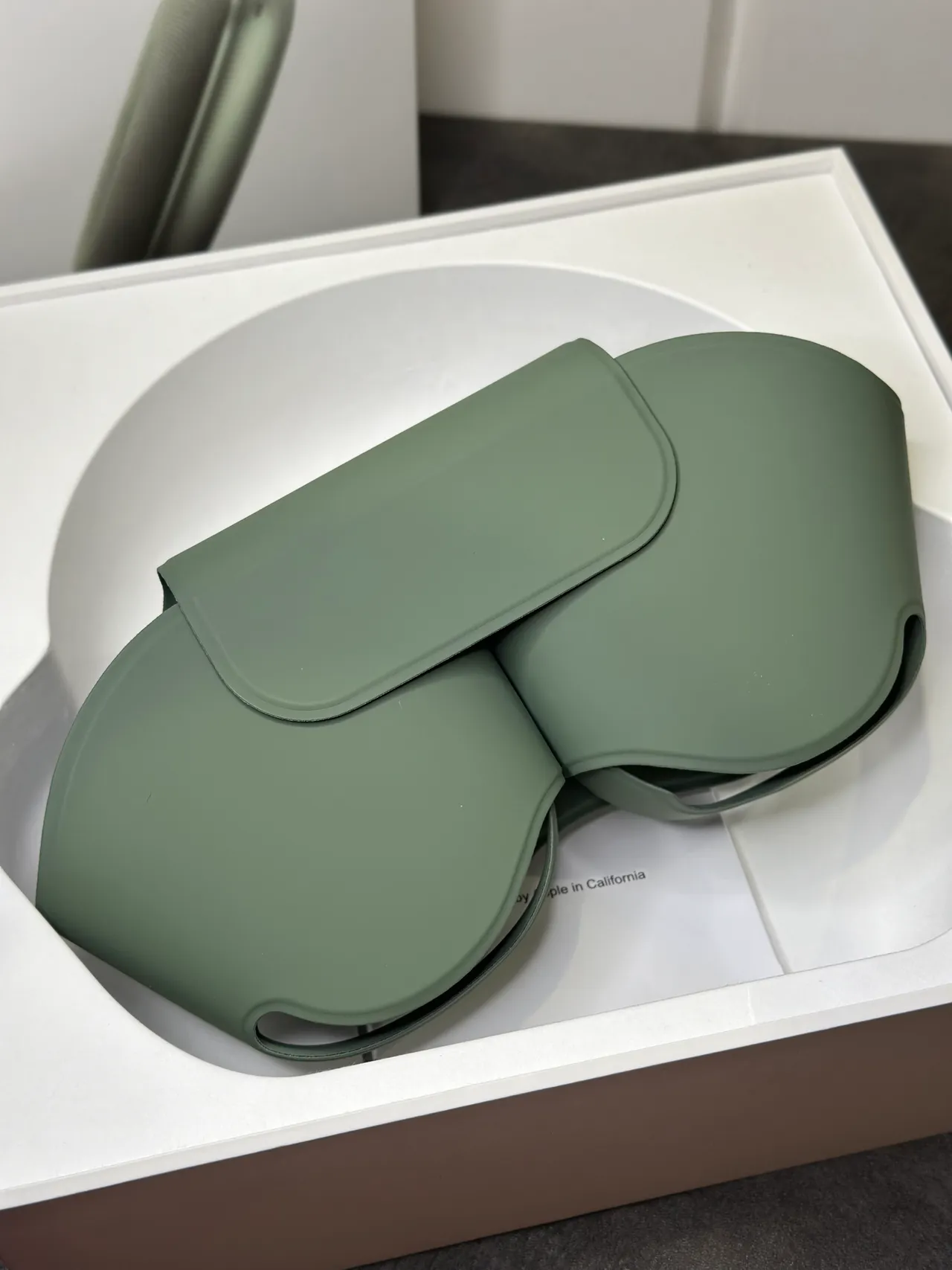 Apple AirPods Max Sage Green Casque supra-auriculaire 2