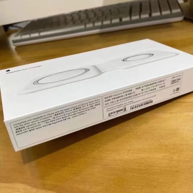 Apple MagSafe Duo সাদা রূপালি ডুয়াল-কয়েল ফোল্ডেবল চার্জার 2