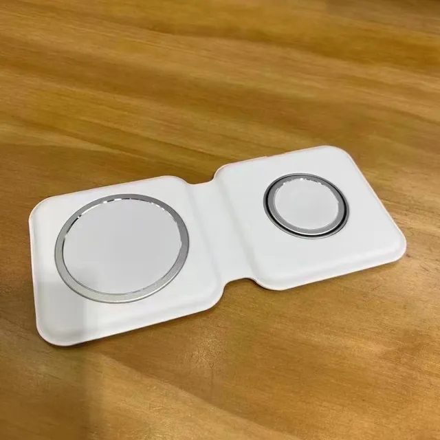 Apple MagSafe Duo সাদা রূপালি ডুয়াল-কয়েল ফোল্ডেবল চার্জার 3