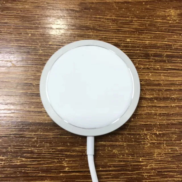 Apple MagSafe 白银圆形磁环充电器 11