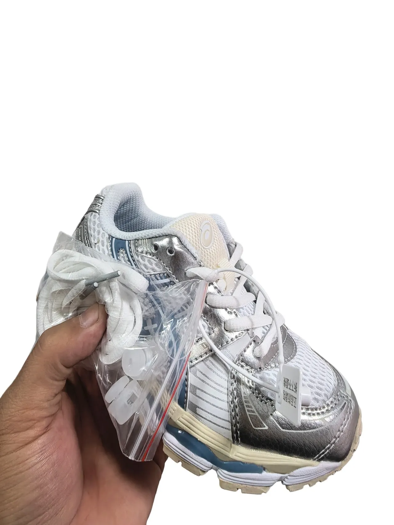ASICS Gel-Kayano Tênis de corrida preto/prata 21