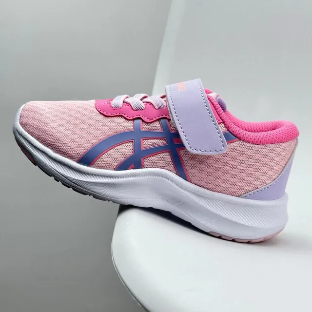 ASICS 儿童米色和卡其色魔术贴带跑鞋 21