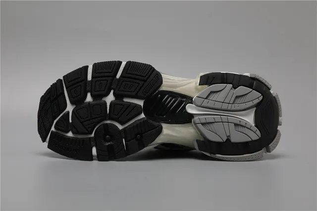 ASICS Runner 灰色/白色/黑色 跑鞋 6