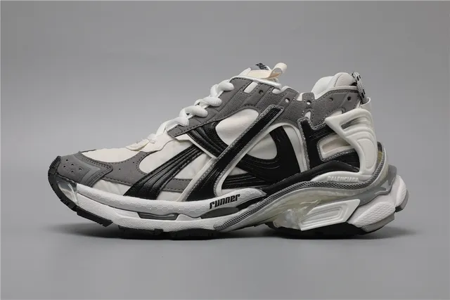 ASICS Runner 灰色/白色/黑色 跑鞋 9