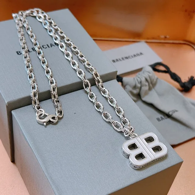 Balenciaga B Chain Silver White Chunky Link Enamel-Filled Pendant Necklace 7