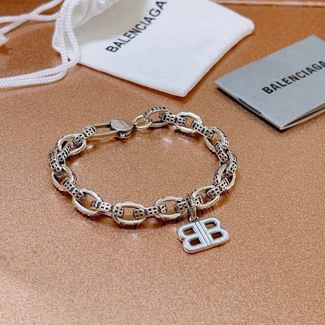Balenciaga BB Pulseira Corrente de Esmalte Prateada 7