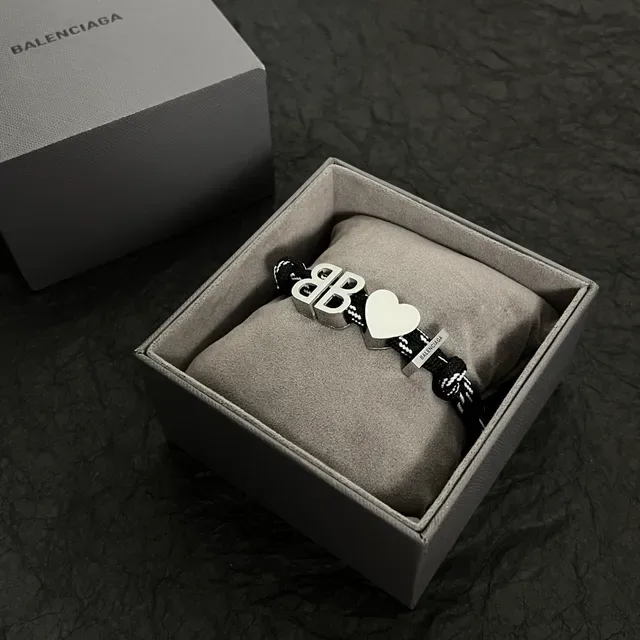 Balenciaga BB Heart Black and White Rope Bracelet 3