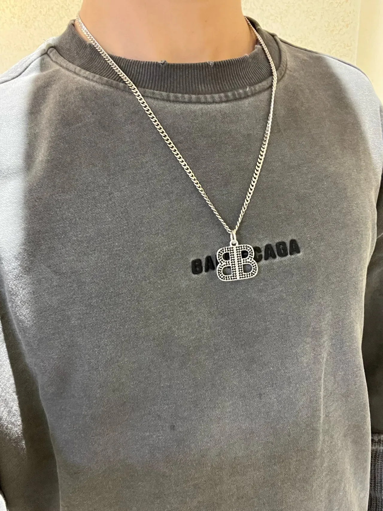 Balenciaga BB Pavé Double-B Collar colgante 5