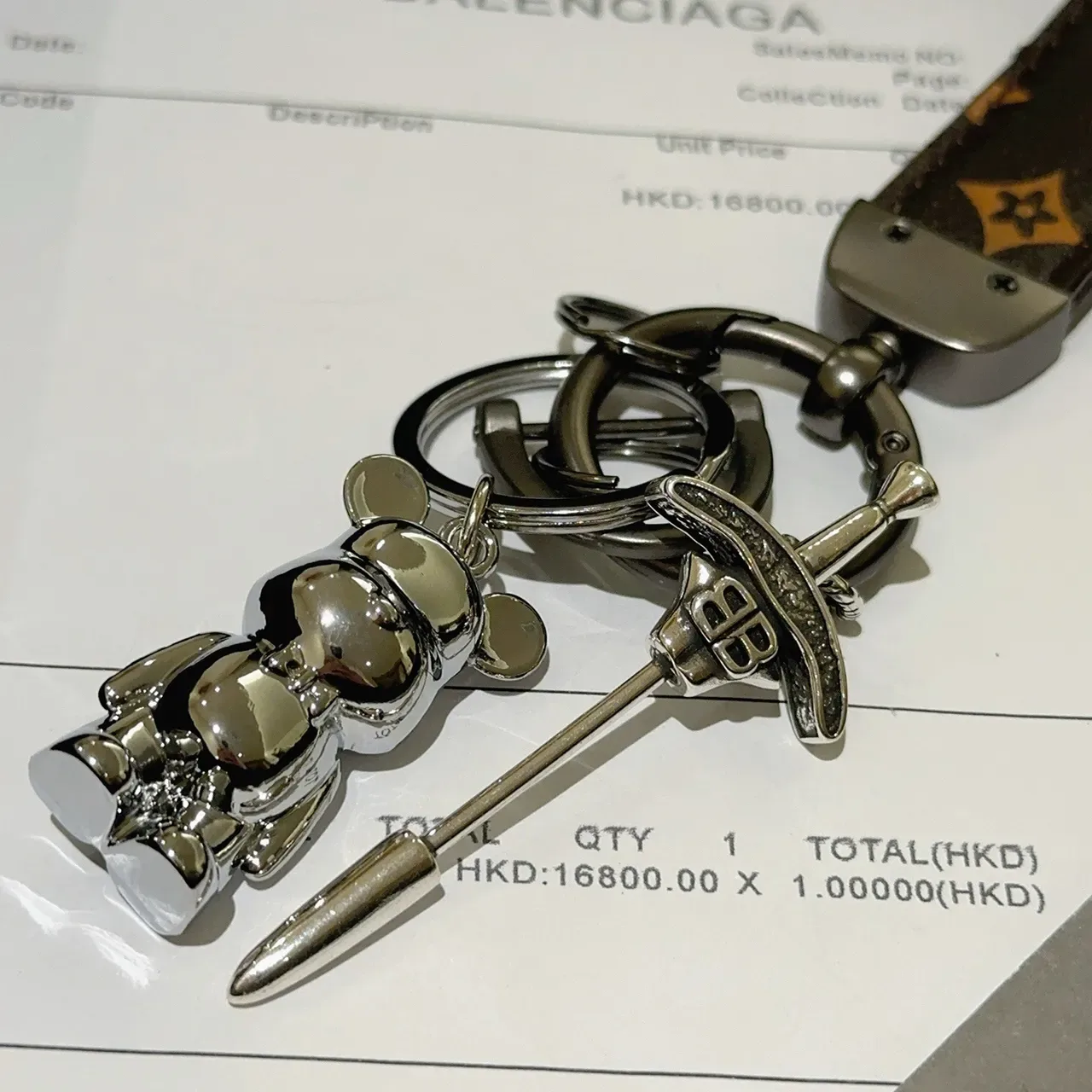 Balenciaga Ours Porte-clés Marron Sangle Cuir Monogrammée Charm Métal Poli Étui Téléphone 2