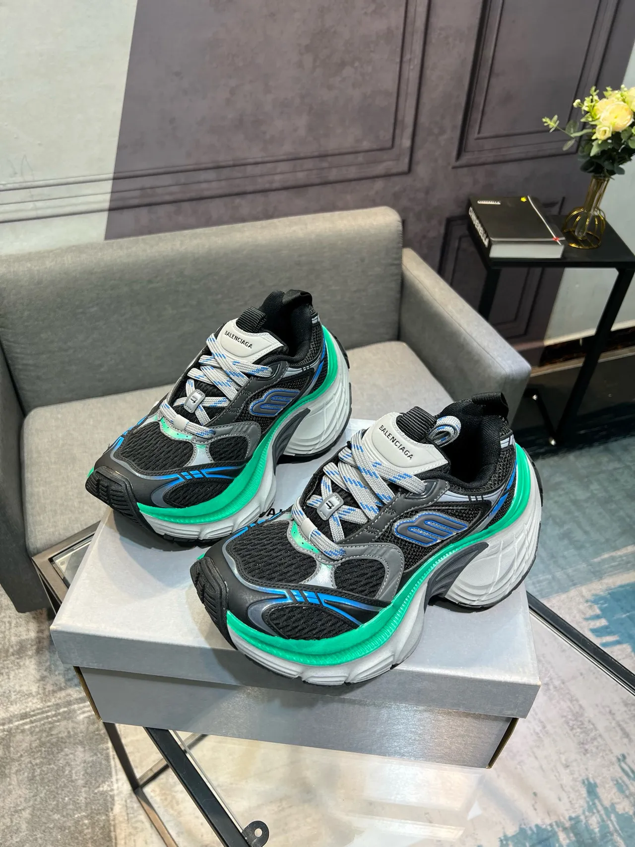 Balenciaga Preto Verde Oversized Sculpted Sole Malha E Construção De Superposição Sintética Tênis Chunky 3