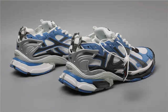 Balenciaga Runner 蓝色白色灰色 Chunky Sneakers 3
