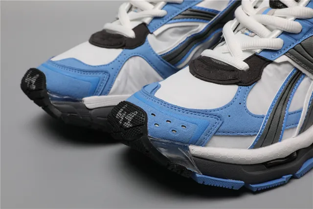 Balenciaga Runner 蓝色白色灰色 Chunky Sneakers 4
