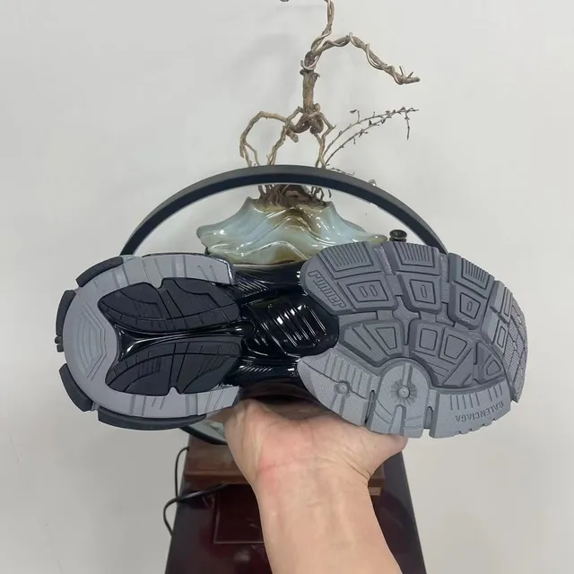 Balenciaga Runner Gray and Black Chunky Sneakers 4