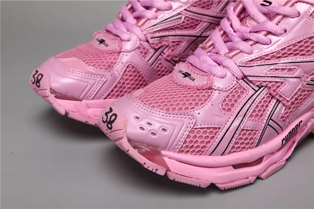 Balenciaga Runner zapatillas gruesas monocromáticas rosa 4