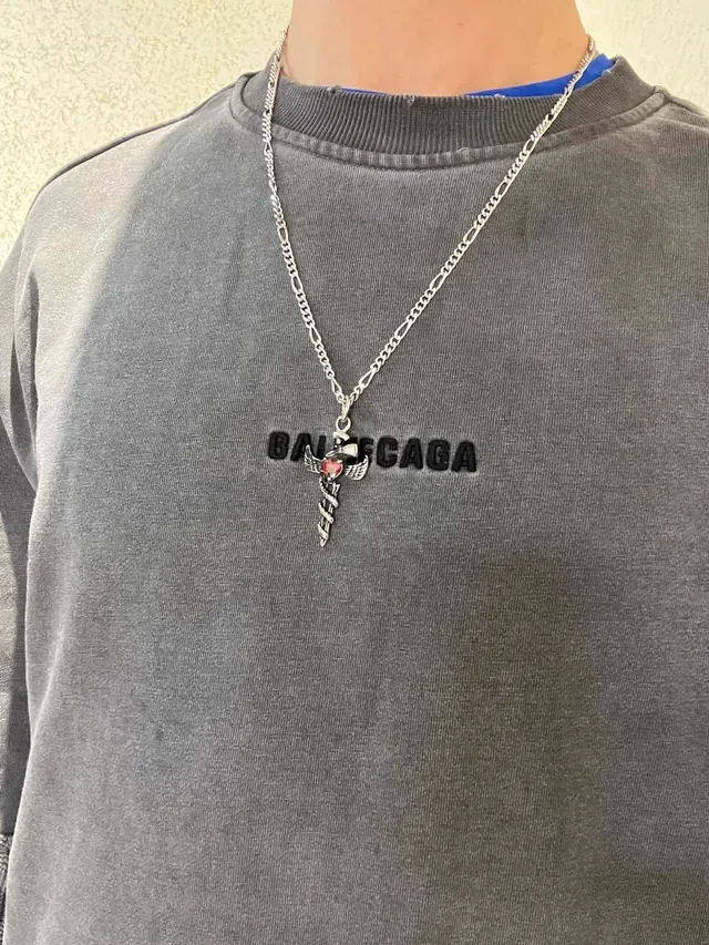 Balenciaga 银色 红色 菲加罗链 翼十字 坠子 项链 2