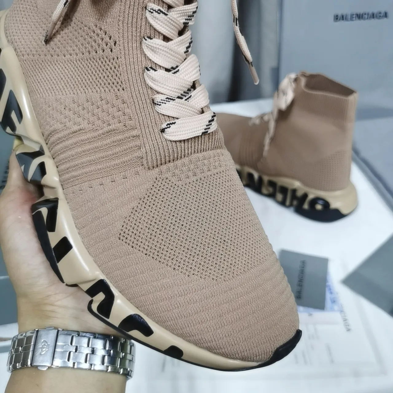 Balenciaga Speed Trainer Beige बुना हुआ जुर्राब फिट चंकी स्नीकर 4