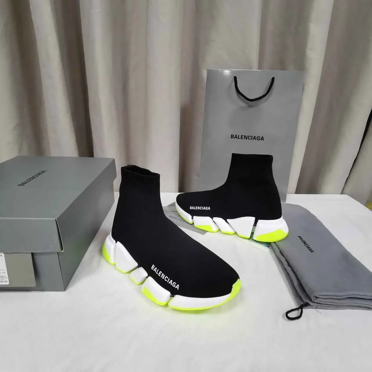 Balenciaga Speedcat 黑色黄色 袜套贴合 针织鞋面 分段块状鞋底 生活方式运动鞋 6