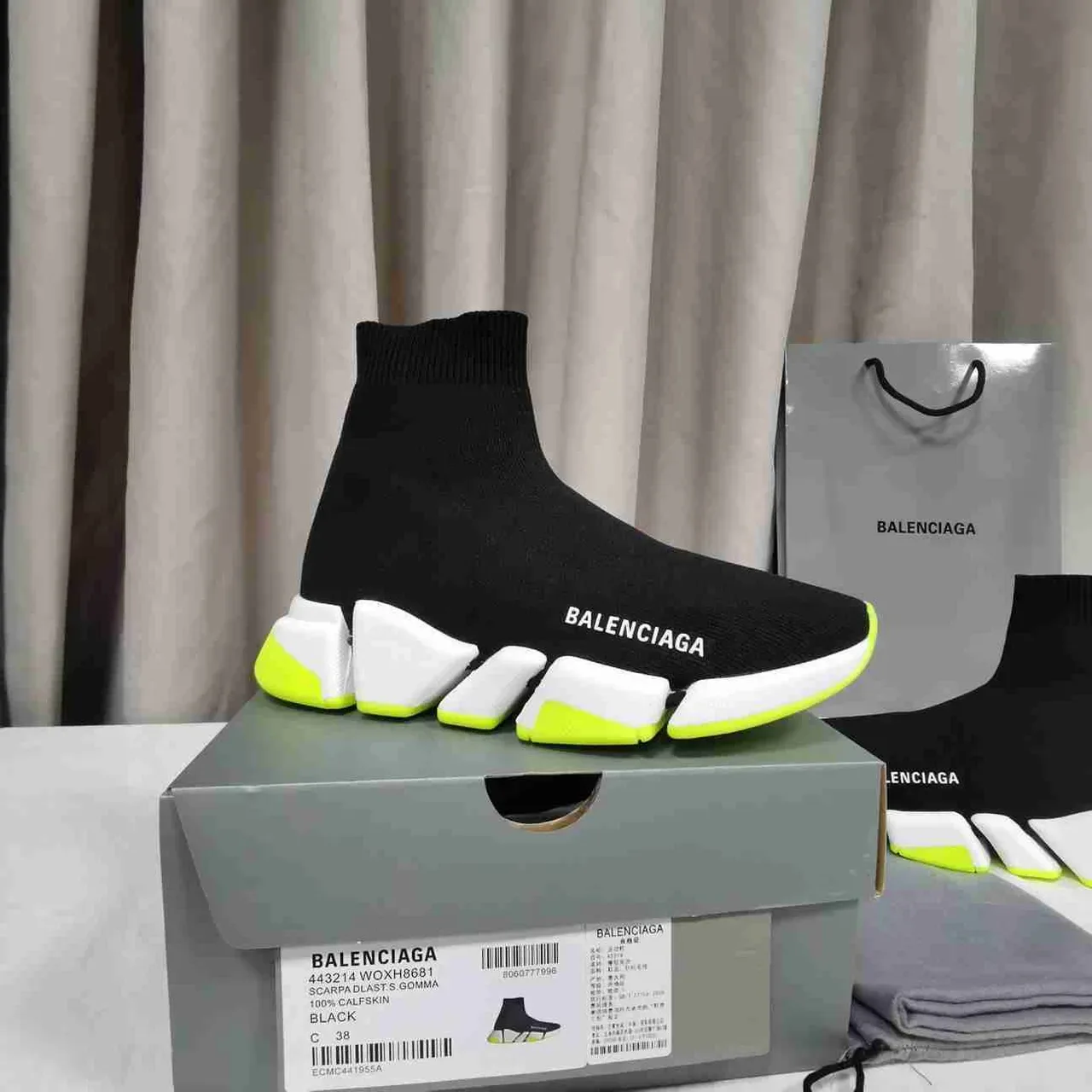 Balenciaga Speedcat 黑色黄色 袜套贴合 针织鞋面 分段块状鞋底 生活方式运动鞋 10