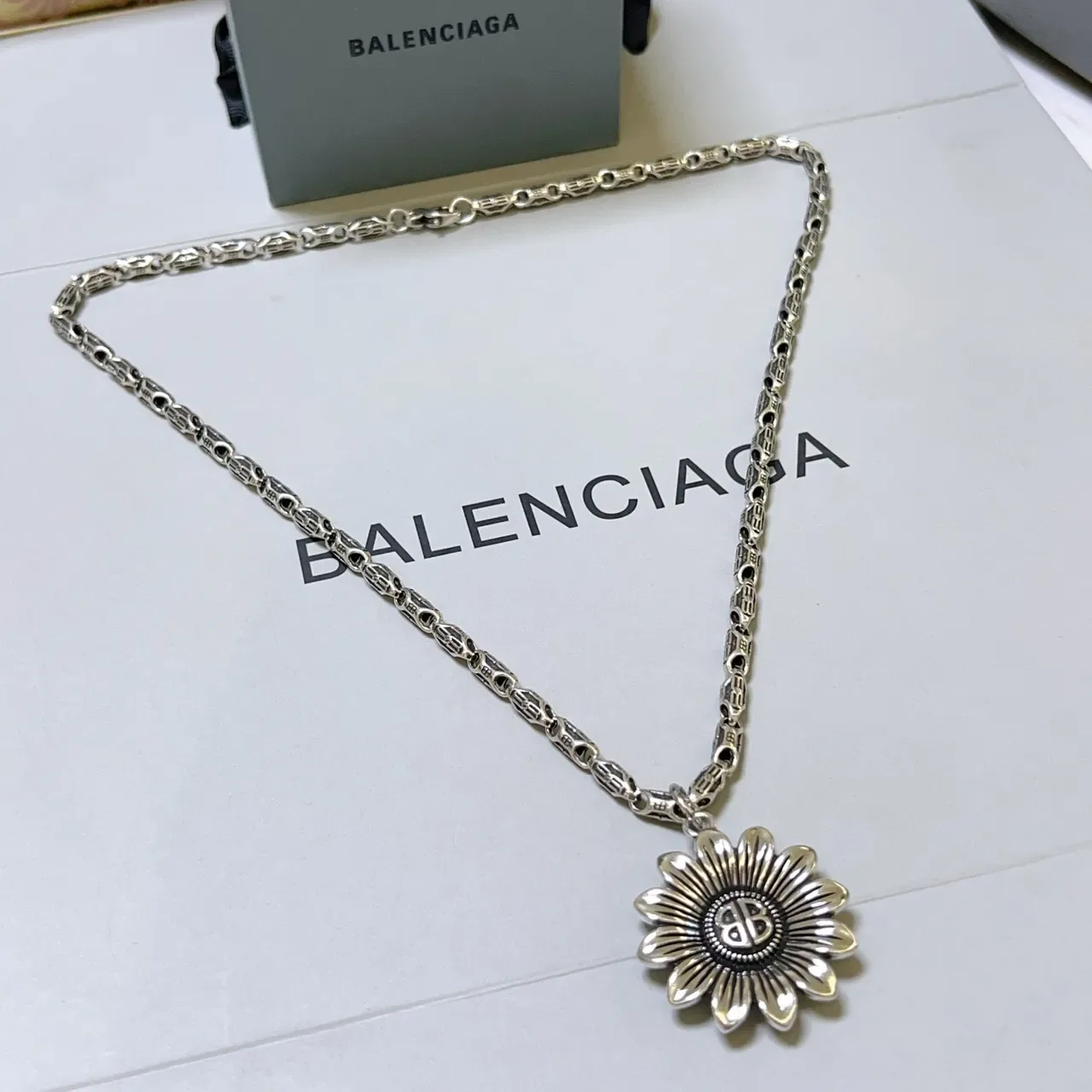 Balenciaga Sunflower Pendant Silver-Tone Necklace 4