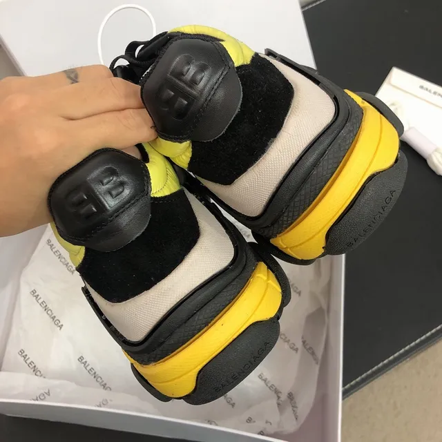 Balenciaga Triple S Noir et Jaune Chaussures Chunky 4