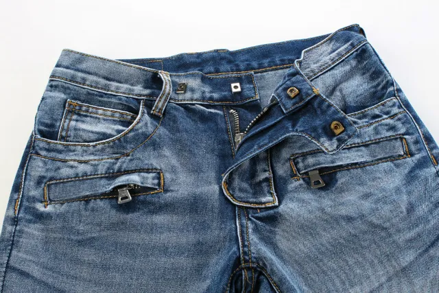 Balmain Pantalones Cortos de Mezclilla con Cremallera y Bolsillo Estilo Moto 5