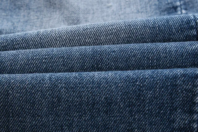 Balmain Pantalones Cortos de Mezclilla con Cremallera y Bolsillo Estilo Moto 8