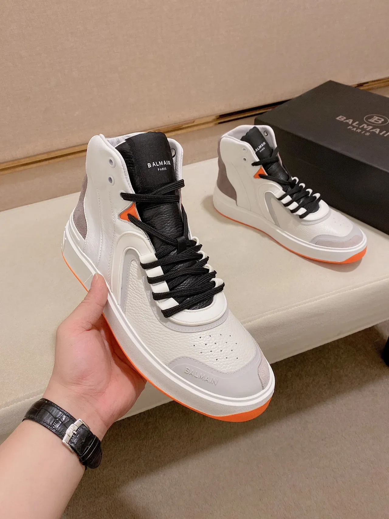 Balmain 白橙高帮皮麂皮混合运动鞋 5