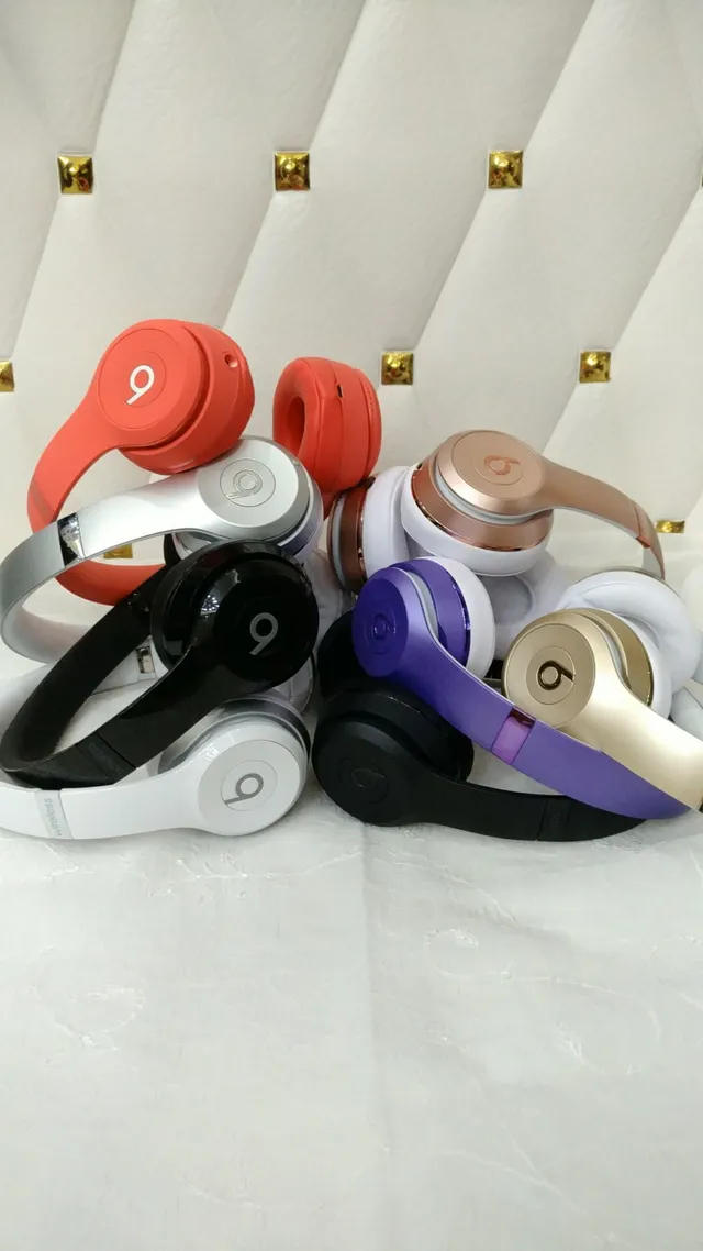 Beats Solo3 Wireless Multicolor Over-ear Headphones 4