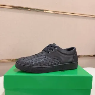 Bottega Veneta Black Woven Intrecciato Leather Low-Top Lace-Up Loafer